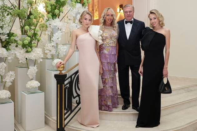 Cannes International Film Festival, Prince Carlo, Duke of Castro with family