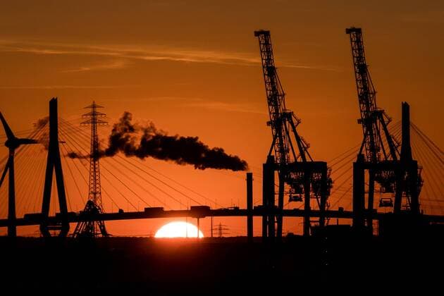 Economy: Germanys economy slips into recession, archive and symbol images