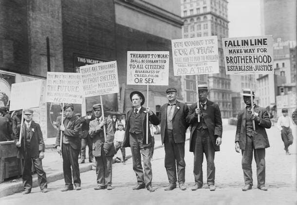 IMAGO Bain News Service Archive, USA, New York, Parades and funerals 1905-1922