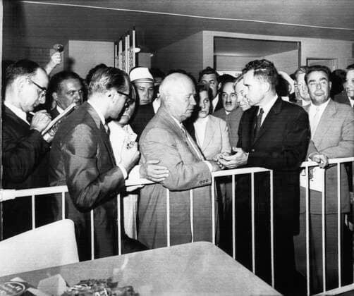 IMAGO International History, Archive, Cold War, Kitchen debate 1959, Nikita Khrushchev and Richard Nixon