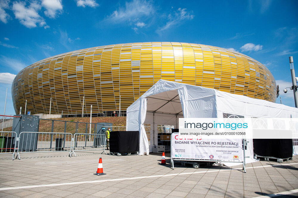 Covid-19 drive thru tent seen near the Energa Stadium in Gdansk. .The covid-19 drive thru testing center was opened in Gdansk on April 27. Tests are taken after prior registration. Patients without getting out of the car may be tested for coronavirus. Gdansk Poland - ZUMAs227 20200427_zip_s227_010