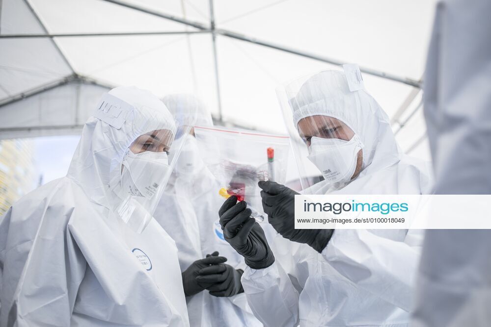 Drive & Go-Thru mobile tent for testing for the coronavirus at the Energa Arena in Gdansk Drive & Go-Thru mobile tent for testing for the coronavirus at the Energa Arena on April 27, 2020 in Gdansk, Poland EN_01426432_0077