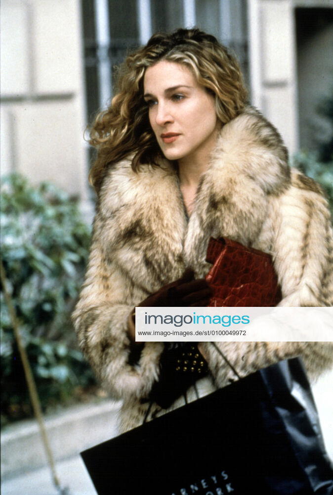 SEX AND THE CITY, Sarah Jessica Parker, 1998-2004, Valley of The 20-Something Guys, Season 1, HBO Courtesy: Everett Sarah Jessica Parker HBO Courtesy Everett Collection !ACHTUNG AUFNAHMEDATUM GESCHÄTZT! PUBLICATIONXNOTxINxCANxCHNxFRAxITAxJPNxNORxPOLxRUSxESPxUKxUSA