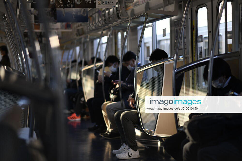 Commuters wearing face masks head to work in Tokyo amid concerns of the COVID-19 coronavirus outbreak on Tuesday, April 28, 2020. Japanese Prime Minister Shinzo Abe declared a nationwide State of Emergency last week urging people to stay home to prevent the spread of the coronavirus throughout the country. (Photo: Richard Atrero de Guzman AFLO) (125786496)