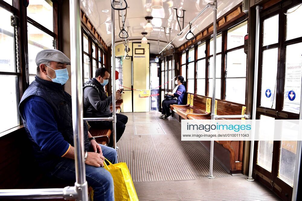 Milan, Coronavirus new signage for phase 2, respecting the sea distances inside the trams that in the stops, Advertising on Trams, public transport Atm (Duilio Piaggesi Fotogramma, Milan - 2020-04-28) p.s. la foto e utilizzabile nel rispetto del contesto in cui e stata scattata, e senza intento diffamatorio del decoro delle persone rappresentate
