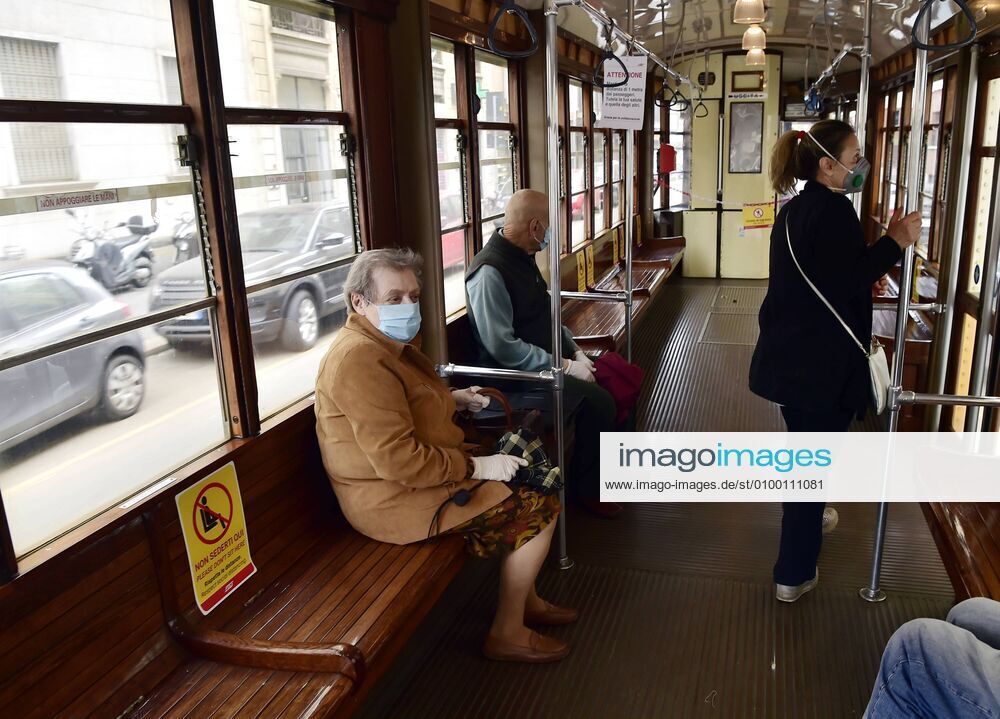 Milan, Coronavirus new signage for phase 2, respecting the sea distances inside the trams that in the stops, Advertising on Trams, public transport Atm (Duilio Piaggesi Fotogramma, Milan - 2020-04-28) p.s. la foto e utilizzabile nel rispetto del contesto in cui e stata scattata, e senza intento diffamatorio del decoro delle persone rappresentate