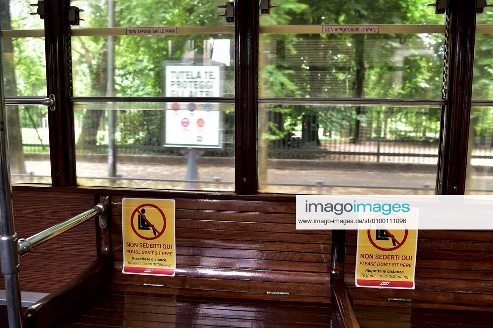 Milan, Coronavirus new signage for phase 2, respecting the sea distances inside the trams that in the stops, Advertising on Trams, public transport Atm (Duilio Piaggesi Fotogramma, Milan - 2020-04-28) p.s. la foto e utilizzabile nel rispetto del contesto in cui e stata scattata, e senza intento diffamatorio del decoro delle persone rappresentate