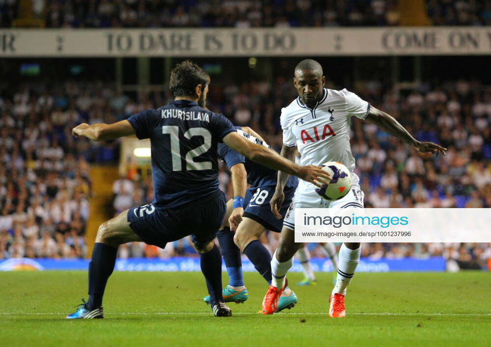 Mandatory Credit: Photo by Michael Zemanek BPI Shutterstock (2930773z) Jermain Defoe and David Khurtsilava Tottenham Hotspur v Dinamo Tbilisi, UEFA Europa League, Second Leg - Play-off Round, Britain - 29 Aug 2013 Tottenham Hotspur v Dinamo Tbilisi, UEFA Europa League, Second Leg - Play-off Round, Britain - 29 Aug 2013