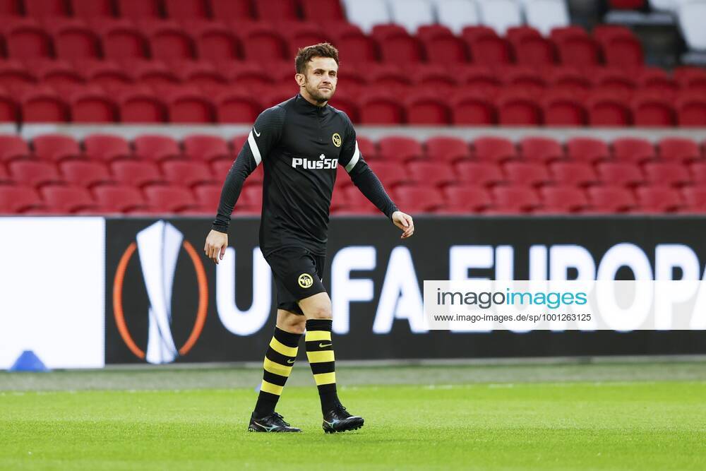 AMSTERDAM , 11}-03-2021 , Johan Cruijff Arena , Dutch football , Europa League , round of sixteen first leg , season 2020 2021. Young Boys player Miralem Sulemani warming up before the match Ajax vs Young Boys Ajax - Young Boys x11069137x