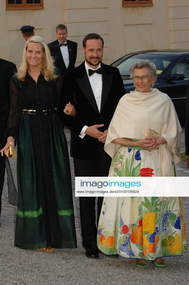 Princess Mette Marit, Crown Prince Haakon Magnus, Princess Astrid Private dinner at Drottningholm Castle with the celebration of the Kings 60th anniversary, 2006 04 29 c Karin Törnblom IBL royal house Norway