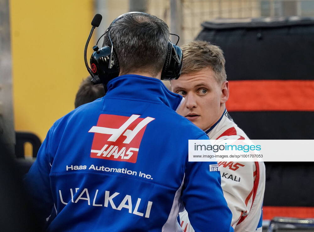 Formula 1 Gulf Air Bahrain Grand Prix 2021 28 03 2021, Bahrain International Circuit, Sakhir, Formula 1 Gulf Air Bahrain Grand Prix 2021 ,in the picture Nikita Mazepin RUS 9 , Haas F1 Team, Mick Schumacher DEU 47 , Haas F1 Team nordphotoxGmbHx xBratic nph00250