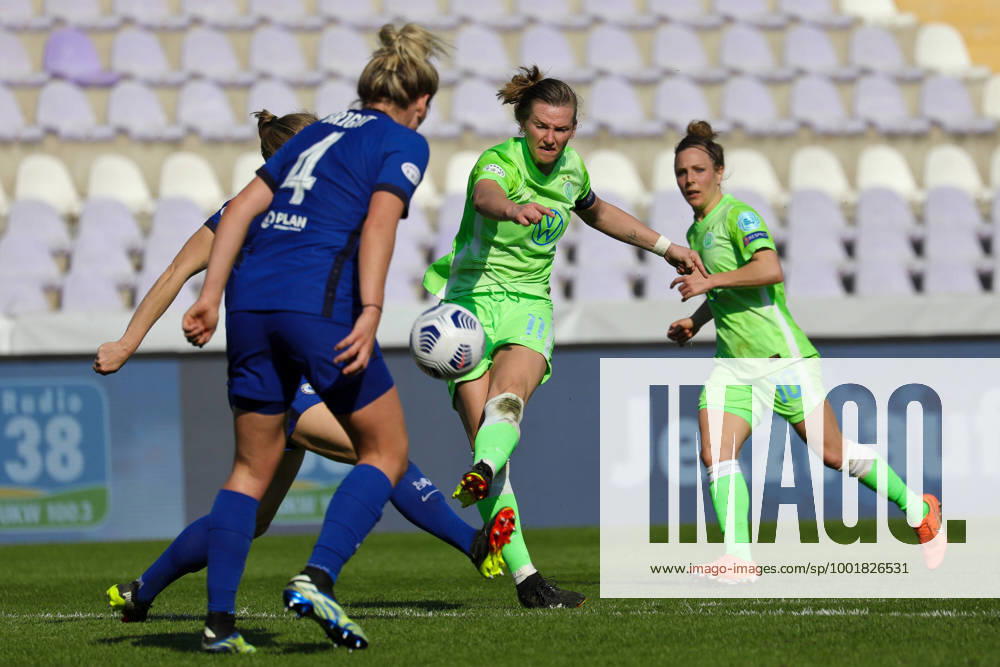 KW13 Bilder des Jahres 2021, Sport 03 März Budapest, March 31th 2021: Alex Popp ( 11 VfL Wolfsburg) in action during the UEFA Womens Champions League match between VFL Wolfsburg and Chelsea FC at Szusza Ferenc Stadium in Budapest, Hungary Gabor Sas Uefa Women s Champions League - Wolfsburg v Chelsea