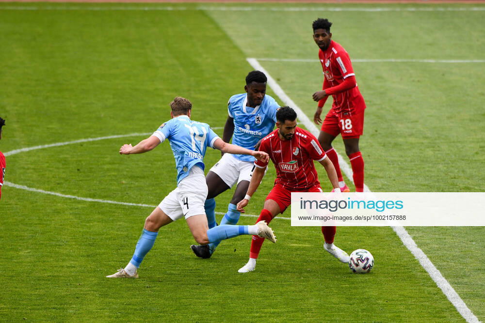 Dennis Dressel TSV 1860 Muenchen in duel with Uenal Tosun Tuerkguecue Muenchen , GER, Tuerkguecue Muenchen vs TSV 1860 Muenchen, Fußball 3 Liga, 32 Spieltag, 17 04 2021, Spielzeit 2020 2021 DFB REGULATIONS PROHIBIT ANY USE OF PHOTOGRAPHS AS IMAGE SEQUENCES AND OR QUASI VIDEO GER, Tuerkguecue Muenchen vs TSV 1860 Muenchen, Fußball 3 Liga, 32 Spieltag, 17 04 2021, Spielzeit 2020 2021 Muenchen