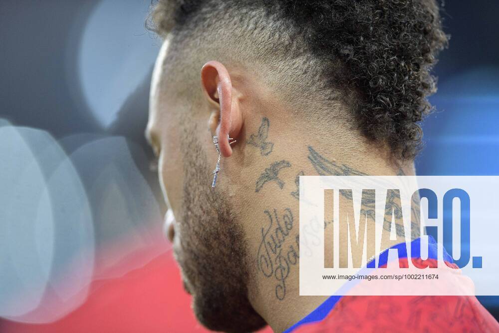 NEYMAR PSG with tattoo and earrings, earring, while warming up, Football Champions League, quarterfinal second leg, Paris St Germain PSG FC Bayern Muenchen M 0 1, on 13 04 2021 in Paris France Â
