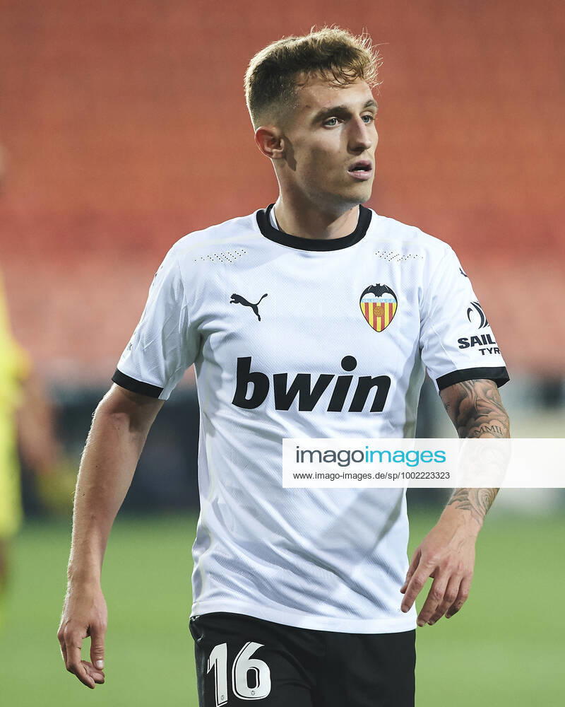 Valencia, Spain, Mestalla, FC Valencia vs VC Villarreal La Liga, Alex Blanco FC Valencia looks photo EU Images Online in match use limited to 45 images 15 in extra time Valencia Mestalla Spain eu-images-584