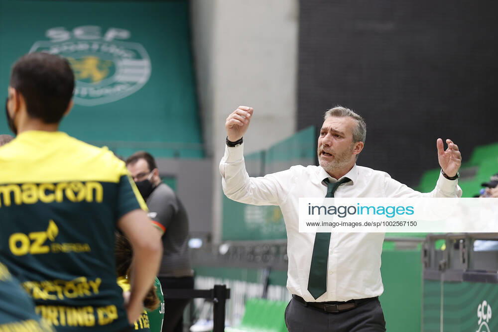 Sporting CP v OC Barcelos - Rink Hockey 1st Division Playoff Coach Paulo Freitas in anger during the Rink Hockey playoffs 1st leg between Sporting CP and OC Barcelos, at Pavilhao Joao Rocha, Lisboa, Portugal, 08, May, 2021 Lisbon Portugal rico-sporting210508_npGAF