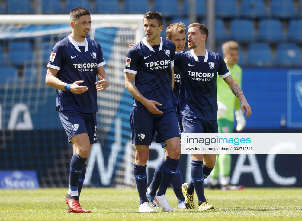 Football Season 2020 21 2 Bundesliga, 32 Matchday, VFL Bochum Jahn Regensburg 5 1 Bochum players Robert ZULJ VFL , Anthony LOSILLA VFL Maxim LEITSCH VFL and Simon ZOLLER VFL f l n r celebrate taking the 2 1 lead after Regensburgs own goal.