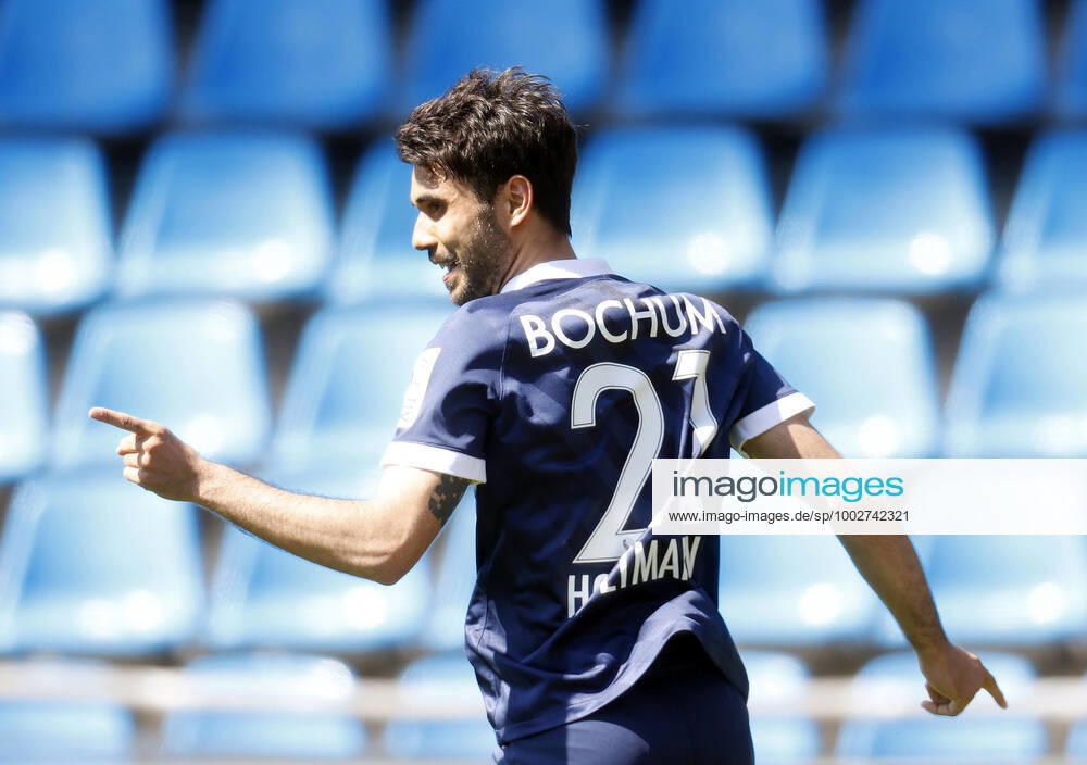 Football season 2020 21 2 Bundesliga, 32 Matchday, VFL Bochum Jahn Regensburg 5 1 Gerrit HOLTMANN VFL is delighted with his goal to make it 3 1