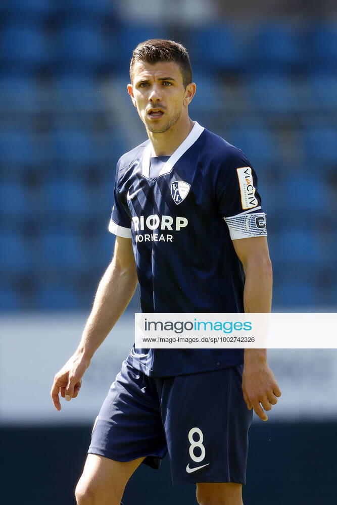 Football season 2020 21 2 Bundesliga, 32 Matchday, VFL Bochum Jahn Regensburg 5 1 Anthony LOSILLA VFL