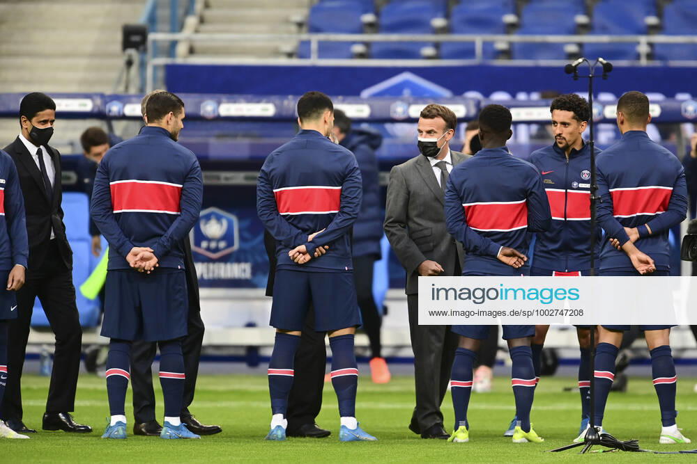 Emmanuel Macron - President de la Republique Francaise Nasser al Khelaifi - President Directeur General PSG Mauricio Pochettino - Entraineur (PSG) Marquinhos (PSG) Kylian Mbappe (PSG) Dmitry RYBOLOVLEV - president (Monaco) Noel Le Graet - president FFF FOOTBALL : Finale de la Coupe de France - Monaco vs PSG - 19 05 2021 JBAutissier Panoramic