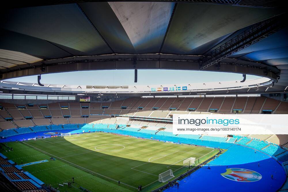 Mandatory Credit: Photo by Bagu Blanco Pressinphoto Shutterstock (12074707c) La Cartuja stadium view Spain v Sweden during Euro 2020 match, group E, matchday 1. Football, La Cartuja Stadium, Sevilla, Spain - 14 Jun 2021 No use with unauthorised audio, video, data, fixture lists (outside the EU), club league logos or live services. Online in-match use limited to 45 images (+15 in extra time). No use to emulate moving images. No use in betting, games or single club league player publications services. Spain v Sweden during Euro 2020 match, group E, matchday 1. Football, La Cartuja Stadium, Sevilla, Spain - 14 Jun 2021 No use with unauthorised audio, video, data, fixture lists (outside the EU), club league logos or live services. Online in-match use limited to 45 images (+15 in extra time). No use to emulate moving images. No use in betting, games or