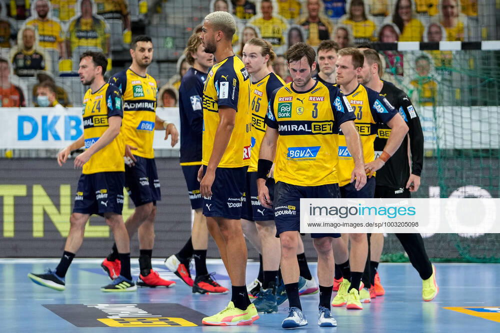 Rhein Neckar Löwen players, disappointed about the defeat, disappointment after the final whistle, highlight, loser, lost, frustration, disappointed, pessimistic, front with from left Philipp Ahouansou RNL, 19 and Uwe Gensheimer RNL, 3 , 19 06 2021, Mannheim Germany , Handball, Bundesliga, Rhein Neckar Löwen SC Magdeburg