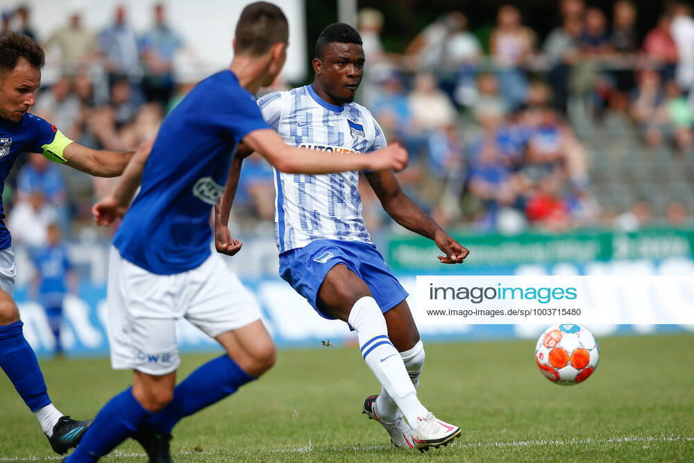 football test match, MSV Neuruppin Hertha BSC Berlin, v l Jhon Cordoba Hertha, 15 Neuruppin