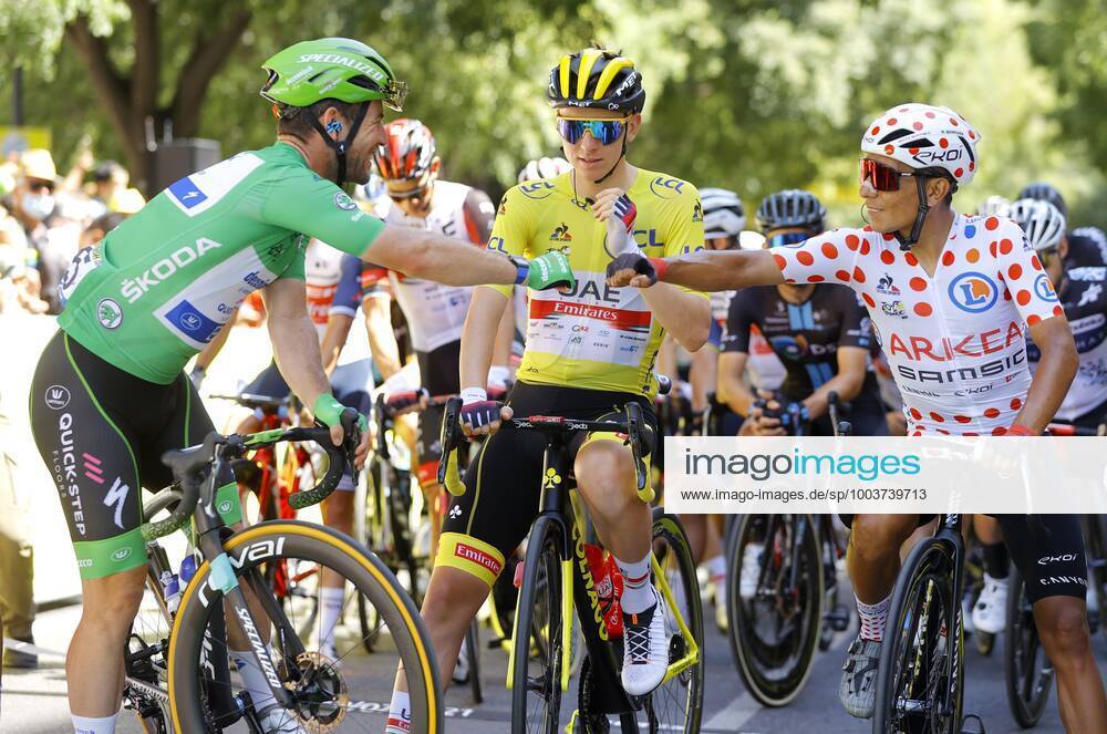CARCASSONNE, FRANCE - JULY 09 : CAVENDISH Mark (GBR) of DECEUNINCK - QUICK-STEP, POGACAR Tadej (SLO) of UAE TEAM EMIRATES, QUINTANA Nairo (COL) of TEAM ARKEA - SAMSIC during stage 13 of the 108th edition of the 2021 Tour de France cycling race, a stage of 219,9 kms between Nimes and Carcassonne. on July 9, 2021 in Carcassonne, France, 9 07 2021 CYCLISME : Tour de France 2021 - Etape 13 - Nimes to Carcassonne - 09 07 2021 PHOTONEWS PANORAMIC