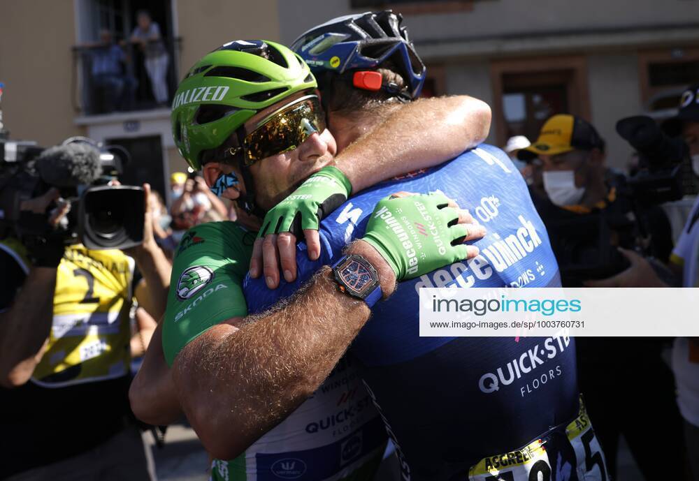 CARCASSONNE, FRANCE - JULY 09 : CAVENDISH Mark (GBR) of DECEUNINCK - QUICK-STEP celebrates the win during stage 13 of the 108th edition of the 2021 Tour de France cycling race, a stage of 219,9 kms between Nimes and Carcassonne. on July 9, 2021 in Carcassonne, France, 9 07 2021 CYCLISME : Tour de France 2021 - Etape 13 - Nimes to Carcassonne - 09 07 2021 PHOTONEWS PANORAMIC