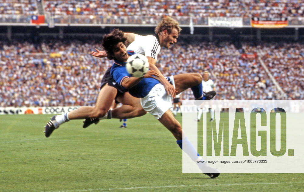 11 07 82 Italy Germany Spain, Madrid, 11 07 1982, Football, FIFA World Cup 1982 in Spain, Final, Italy FRG Germany DFB 3 1 v l Paolo Rossi Italy , Hans Peter Briegel Germany