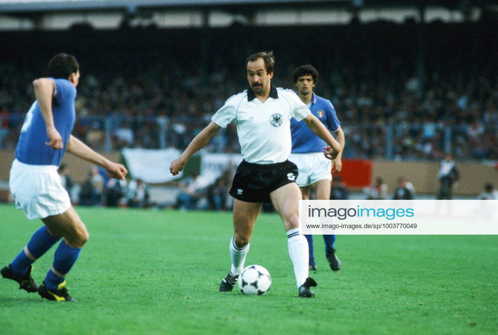 11 07 82 Italy Germany Spain, Madrid, 11 07 1982, Football, FIFA World Cup 1982 in Spain, Final, Italy FRG Germany DFB 3 1 Uli Stielike Germany