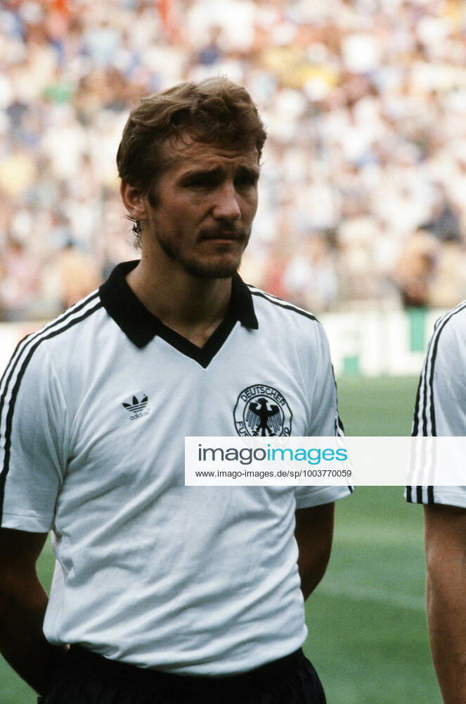 11 07 82 Italy Germany Spain, Madrid, 11 07 1982, Football, FIFA World Cup 1982 in Spain, Final, Italy FRG Germany DFB 3 1 Wolfgang Dremmler Germany