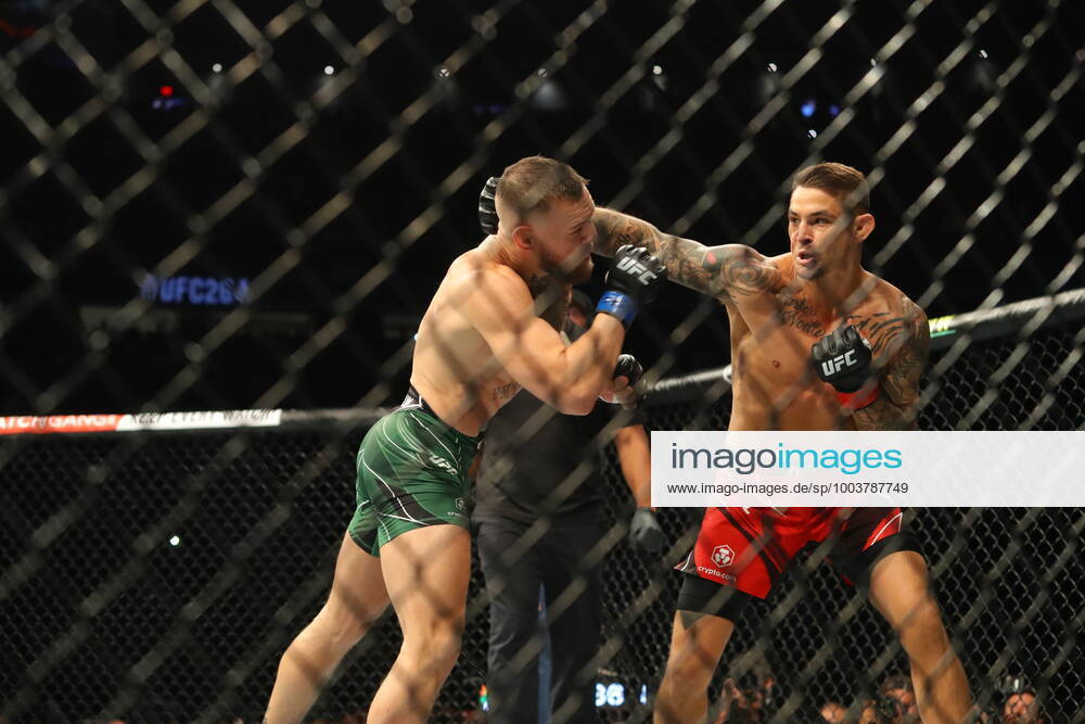 UFC 264, T-Mobile Arena, Las Vegas, Nevada, USA 10 7 2021 Dustin Poirier vs Conor McGregor Dustin Poirier in action against Conor McGregor Dustin Poirier in action against Conor McGregor 10 7 2021