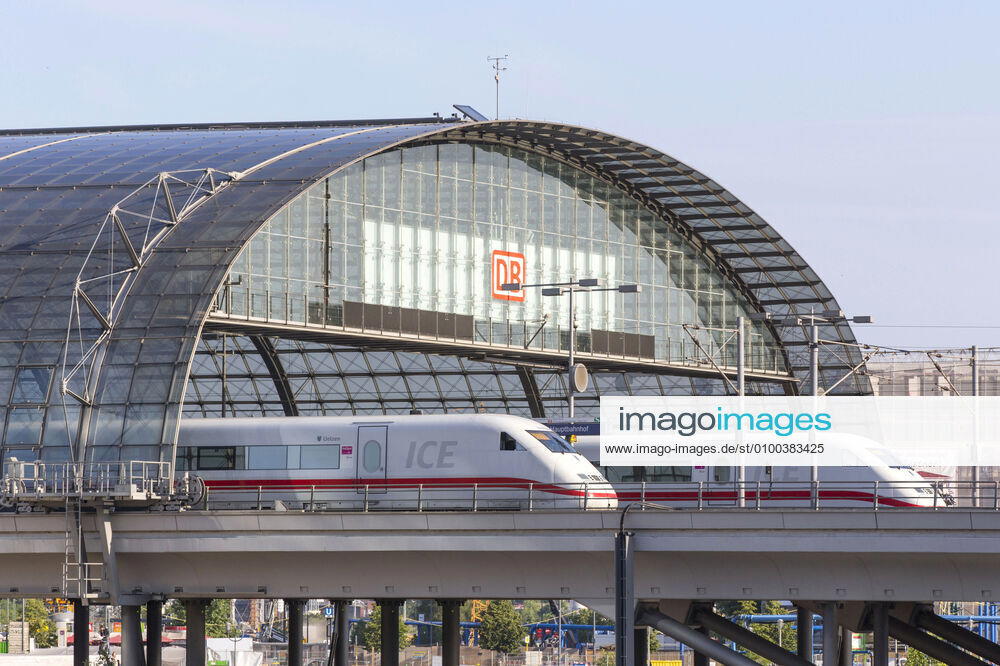 Berlin Hauptbahnhof Berlin, 03 07 14 ICE trains of the German Railways at Berlin Hauptbahnhof Berlin Germany