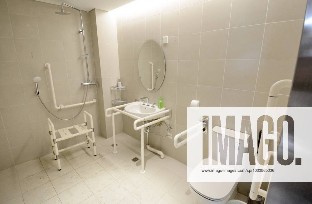 (210715) -- BEIJING, July 15, 2021 -- Picture taken on July 15, 2021 shows the barrier-free toilet facilities at the athletes village for the Beijing 2022 Paralympic Winter games, Winterspiele,Spiele, Summer games in Beijing s northwestern Yanqing district, China. ) (SP)CHINA-BEIJING 2022-VILLAGE BARRIER FREE INSPECTION (CN) LixXin