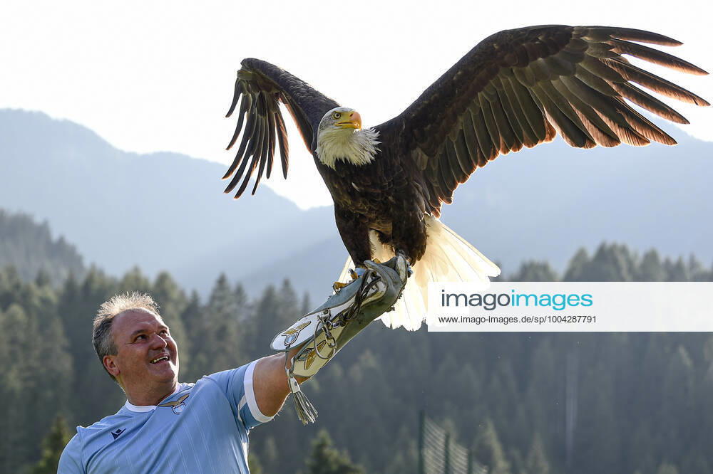 SS Lazio v US Triestina - Friendly The SS Lazio s mascotte eagle Olimpia is seen prior to the pre-season friendly football match between SS Lazio and US Triestina. SS Lazion won 5-2 over US Trientina. Auronzo di Cadore Italy