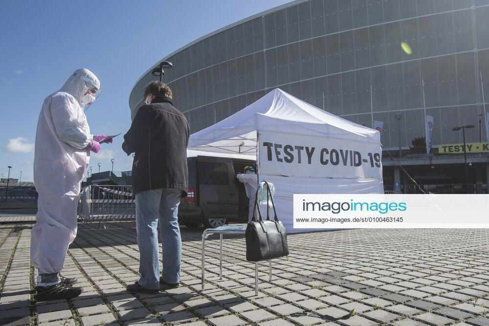 Drive & Go-Thru mobile tent for testing for the coronavirus as a part of the action Keep safe the Medics in Wroclaw Drive & Go-Thru mobile tent for testing for the coronavirus as a part of the action Keep safe the Medics provide free of charge tests for medics on May 12, 2020 in Wroclaw, Poland. There is also a possibility of making commercial tests for all those who want to get tested EN_01428357_0015