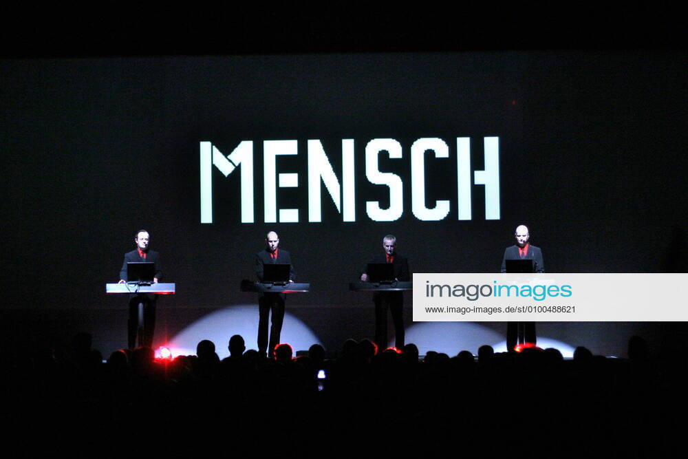 48 Concert Kraftwerk at Berlin Tempodrom, Ralf Hütter, Florian Schneider, Fritz Hilpert and Henning Schmitz, Electronic, Kraut Rock, Club Dance, Proto Punk, Experimental Rock, Pop, Huetter, video projection, video screen, machine music, keyboard, synthesizer, electro pop, audience, shadow, electronic music, t.s., total, Berlin Germany, Germany