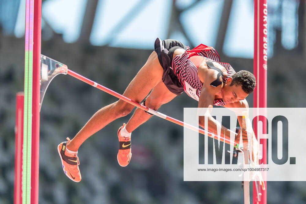 Pierce Lepage CAN pictured during the pole vault of the decathlon at the Olympic Games in Tokyo, on Thursday