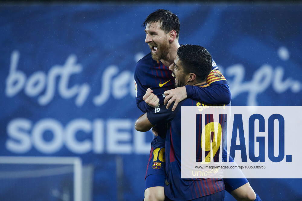 LA LIGA Lionel Messi of FC Barcelona, Barca celebrates a goal with Luis Suarez during a match of FC Barcelona at San Mames on 14 January, 2018 in Bilbao, Spain. Bilbao San Mames Basque Country Spain MESSI011