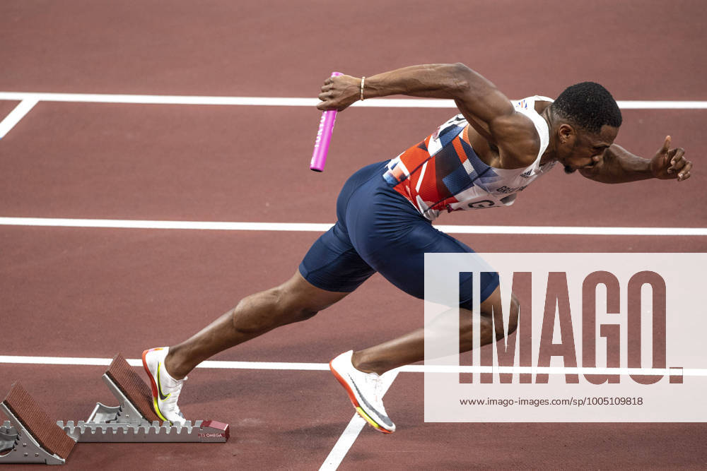 Tokyo 2020 Olympiad Tokyo TÓQUIO, TO - 06.08.2021: TOKYO 2020 OLYMPIAD TOKYO - Chijindu Ujah of Great Britain - Italy (ITA) wins the men& 39;s 4x100 meters in front of Great Britain (GBR) in second place at the Tokyo 2020 Olympic Games, Olympische Spiele, Olympia, OS held in 2021, the game held at the Ariake Arena in Tokyo, Japan. (Photo: Richard Callis Fotoarena) x2103195x RichardxCallis