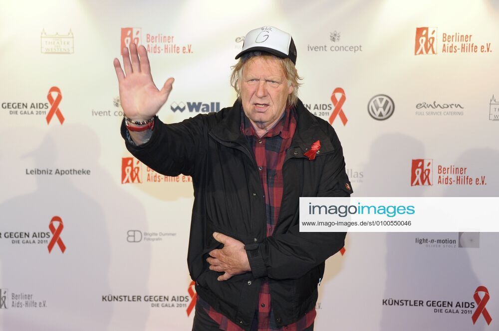 93 Gunter Gabriel, Artist against AIDS, Gala 2011, Theater des Westens, Berlin, Red Carpet, Berlin Germany, Germany
