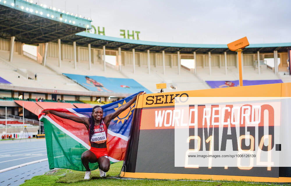 KW33 (210822) -- NAIROBI, Aug. 22, 2021 -- Christine Mboma of Namibia poses for picture after the women s 200m final at the 2021 World Athletics U20 Championships in Nairobi, Kenya, Aug. 21, 2021. ) (SP)KENYA-NAIROBI-WORLD ATHLETICS U20 CHAMPIONSHIPS-WOMEN S 200M FINAL LixYan