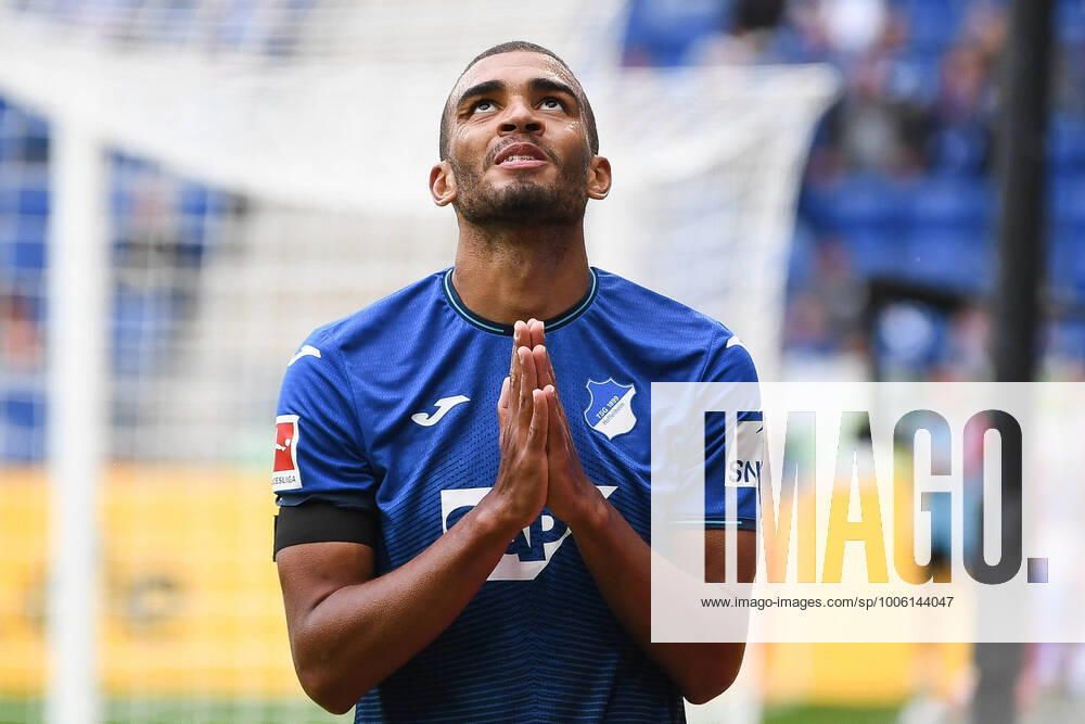 1 Fussball Bundesliga, TSG 1899 Hoffenheim 1 FC Union Berlin, v l n r, Kevin Akpoguma TSG 1899 Hoffenheim Sinsheim prio:1