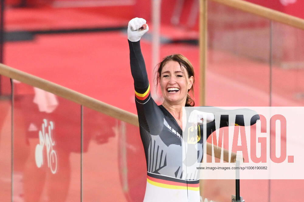 KW34 Denise SCHINDLER (GER) celebrates winning the bronze medal race, AUGUST 25, 2021 - Cycling Track : Women s C1 3000m Individual Pursuit Final during the Tokyo 2020 Paralympic Games at the Izu Velodrome in Shizuoka, Japan. Noxthirdxpartyxsales (167814280)