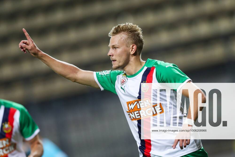 SOCCER - UEFA EL, Luhansk vs Rapid ZAPORIZHIA,UKRAINE,26.AUG.21 - SOCCER - UEFA Europa League play off, Zorya Luhansk vs SK Rapid Wien. Image shows the rejoicing of Marco Gruell (Rapid). GEPAxpictures xPhilippxBrem