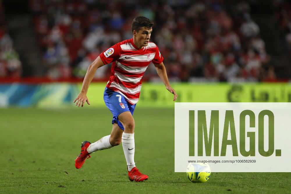 Granada CF v Real Betis - La Liga Santander Alberto Soro, of Granada CF during the La Liga match between Granada CF and Real Betis at Nuevo Los Carmenes Stadium on September 13, 2021 in Granada, Spain. Granada Granada Spain camaramartinez-granadac210913_npy72