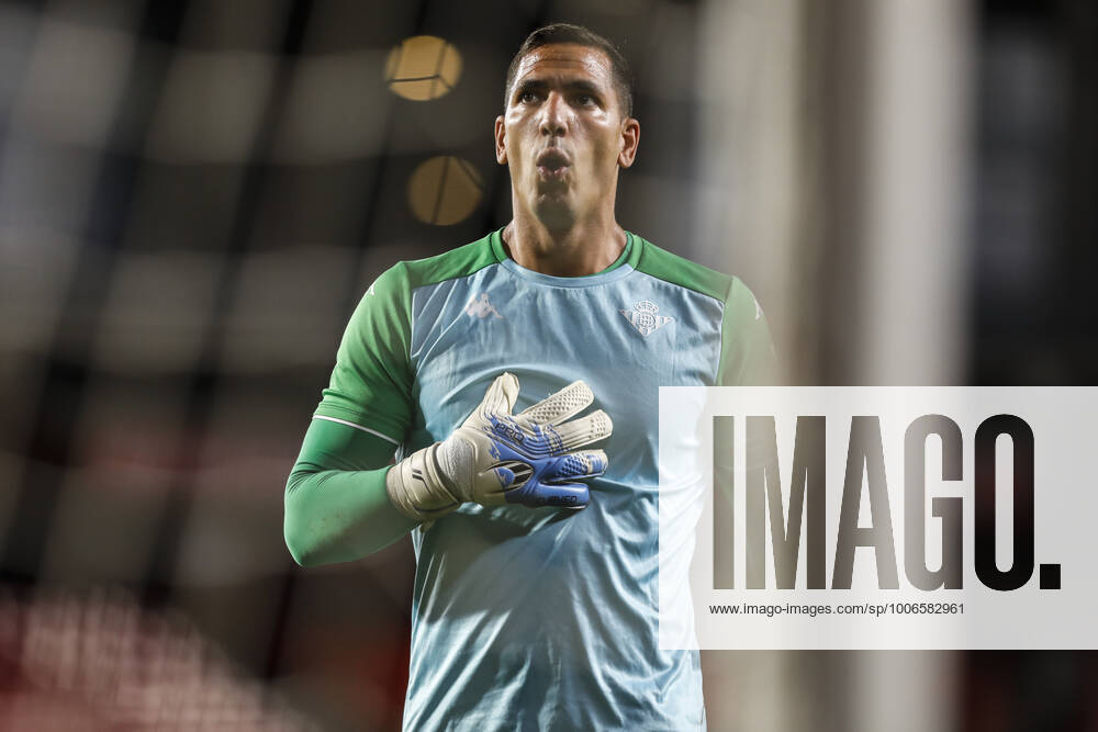 Granada CF v Real Betis - La Liga Santander Joel Robles, of Real Betis during the La Liga match between Granada CF and Real Betis at Nuevo Los Carmenes Stadium on September 13, 2021 in Granada, Spain. Granada Granada Spain camaramartinez-granadac210913_nppN5