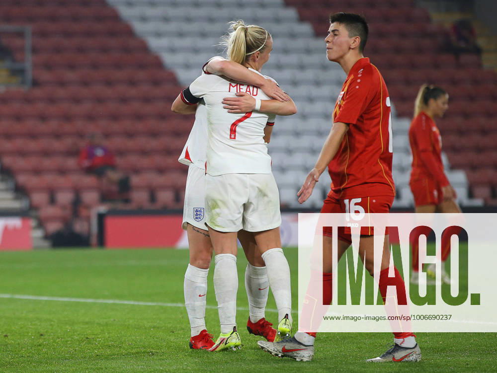Southampton, England, 17th September 2021. Beth Mead of England celebrates after she scores to make it 6-0 during the FIFA 2023 Women s World Cup Qualifying match at St Mary s Stadium, Southampton. Picture credit should read: Paul Terry Sportimage . SPI-1202-0028