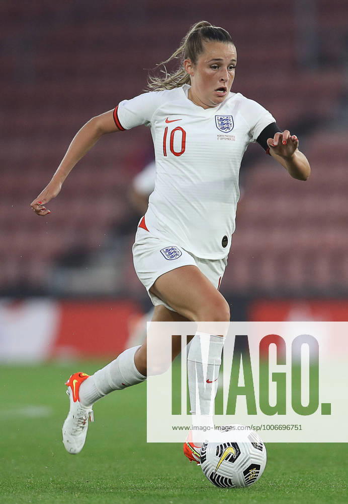 Southampton, England, 17th September 2021. Ella Toone of England during the FIFA 2023 Women s World Cup Qualifying match at St Mary s Stadium, Southampton. Picture credit should read: Paul Terry Sportimage . SPI-1202-0105